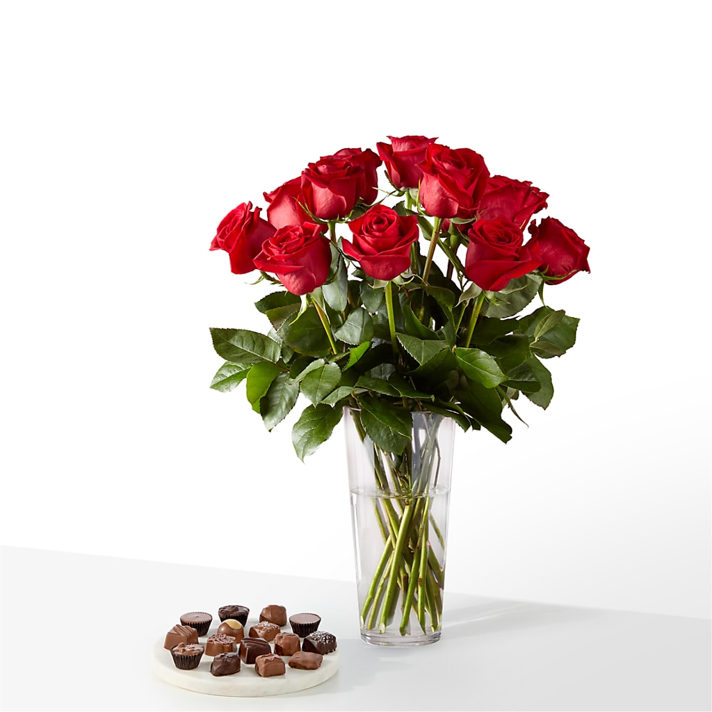 Romantic Long Stem Red Rose Bouquet Bundles – Olive Branch Flowers, Chittenango NY