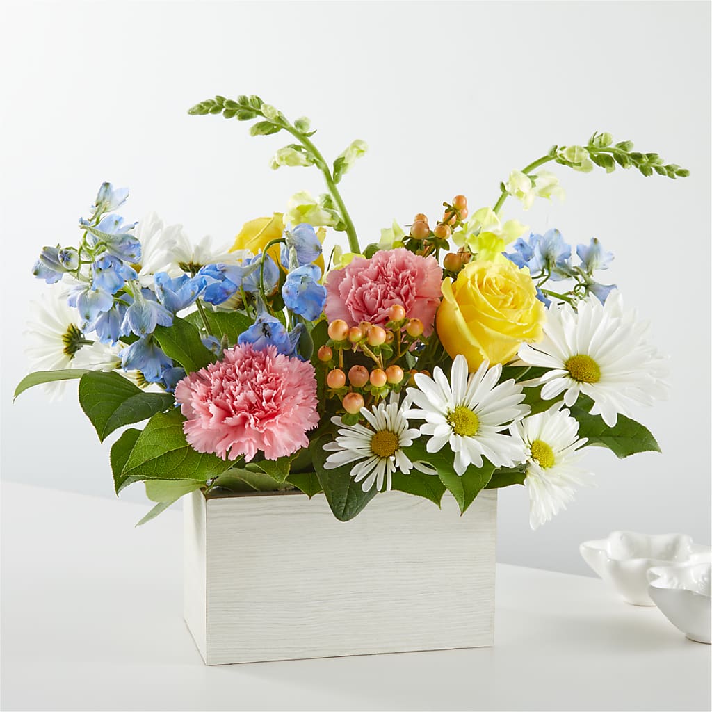 Sun Salutation Box Bouquet – Olive Branch Flowers, Chittenango NY