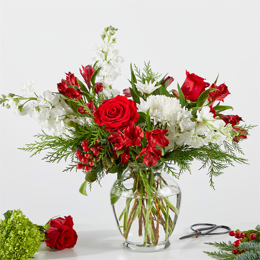 Merry Moment Bouquet – A Florist Original – Olive Branch Flowers, Chittenango NY