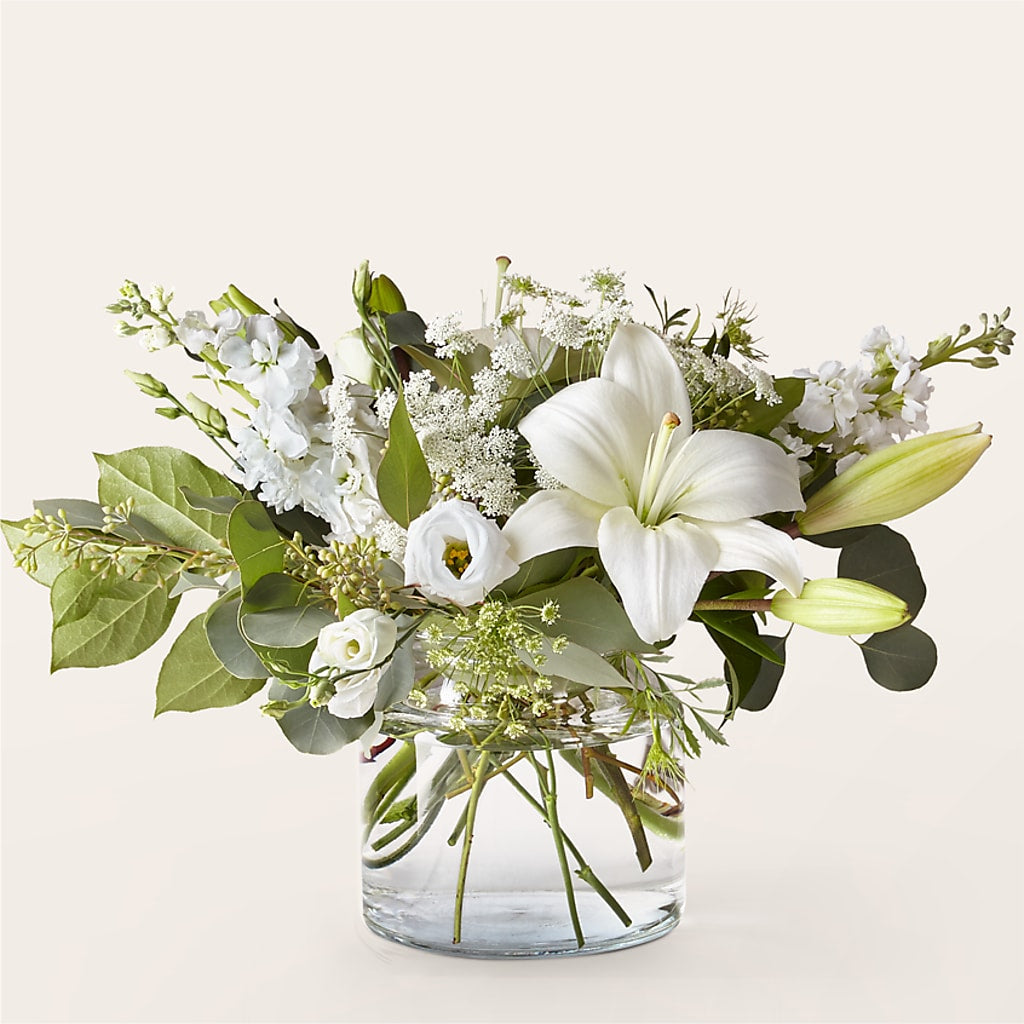 Alluring Elegance Bouquet – Olive Branch Flowers, Chittenango NY