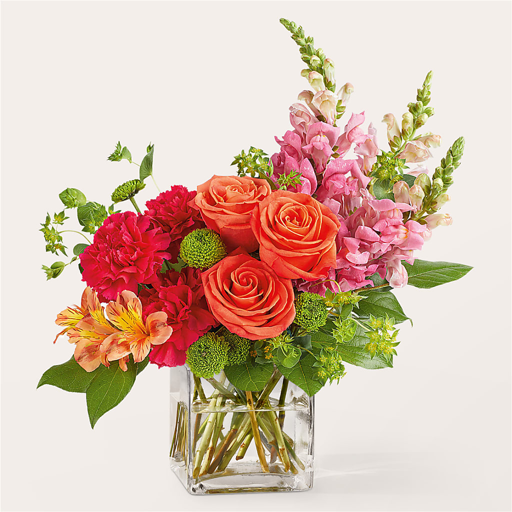 Cosmopolitan Bouquet – Olive Branch Flowers, Chittenango NY