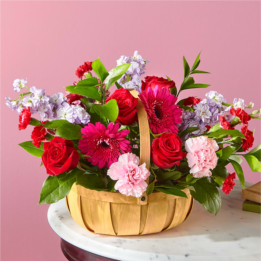 Pink Picnic Basket – Olive Branch Flowers, Chittenango NY