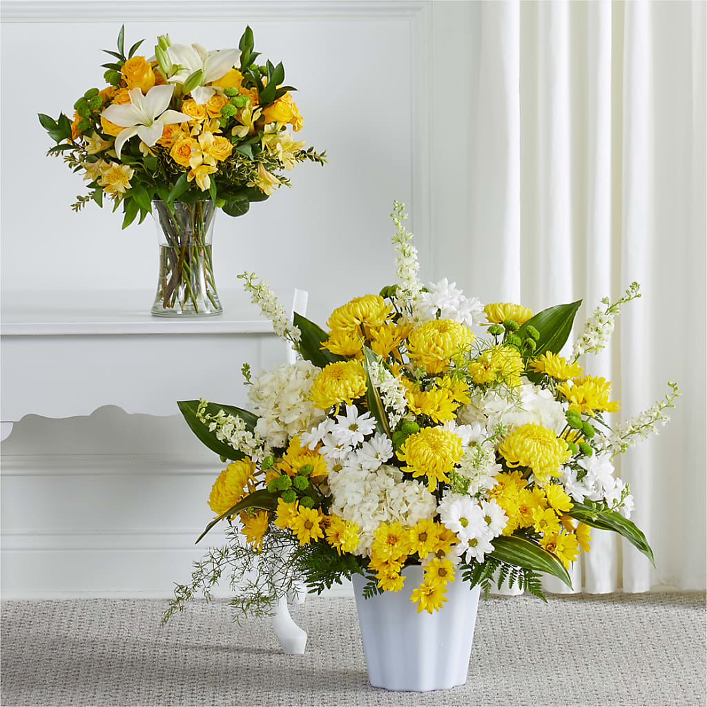 Warm Remembrance Bundles – Olive Branch Flowers, Chittenango NY