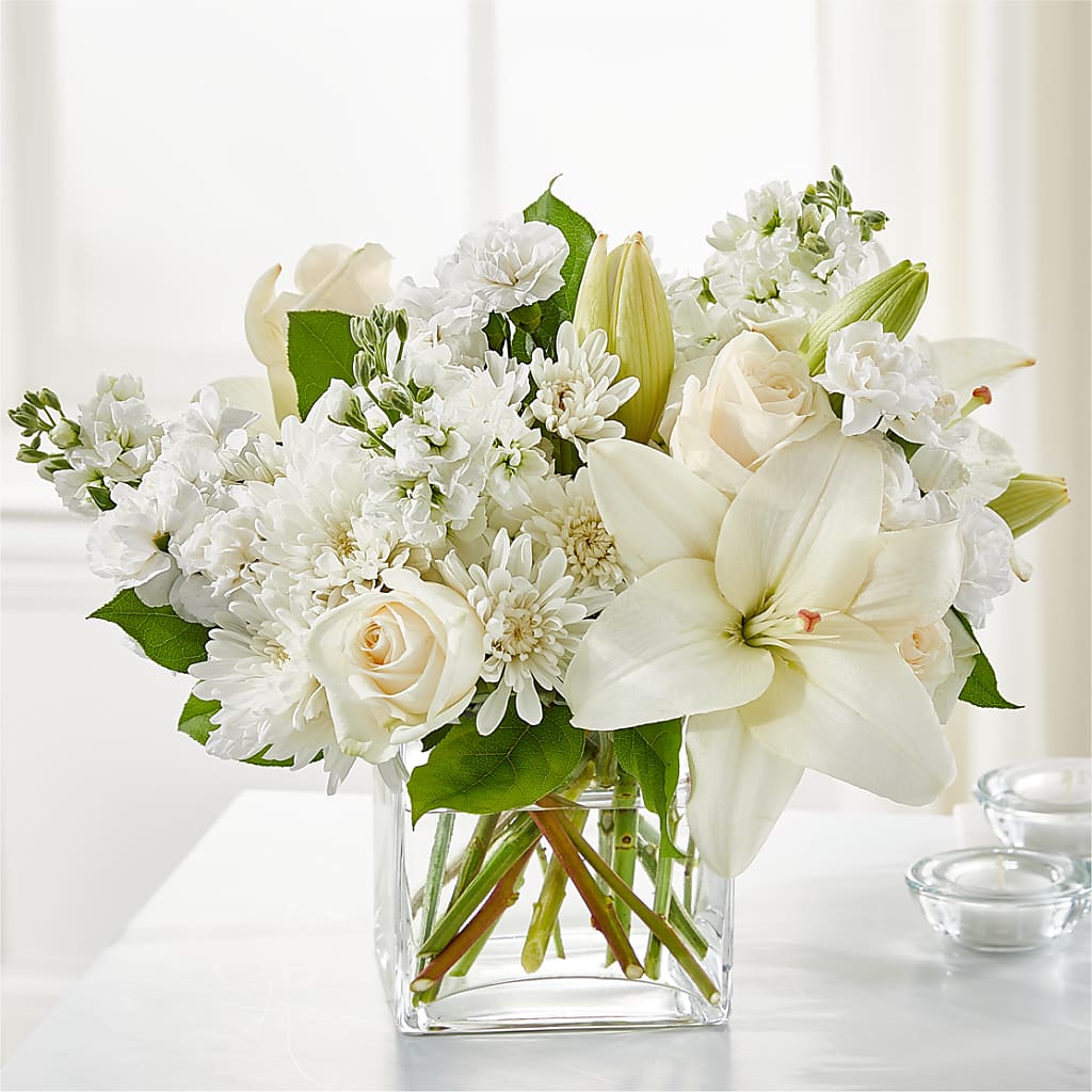Gentle Breeze Bouquet – Olive Branch Flowers, Chittenango NY