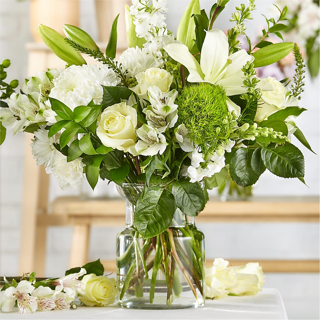Classic Ivory – A Florist Original – Olive Branch Flowers, Chittenango NY