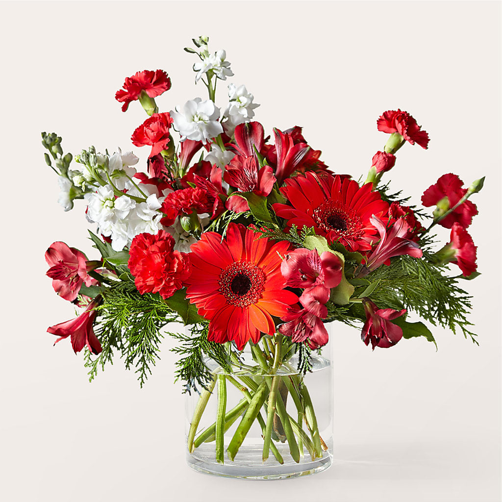 Holidaisy Bouquet – Olive Branch Flowers, Chittenango NY