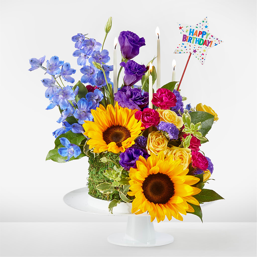 Star of the Day Floral Cake – Olive Branch Flowers, Chittenango NY