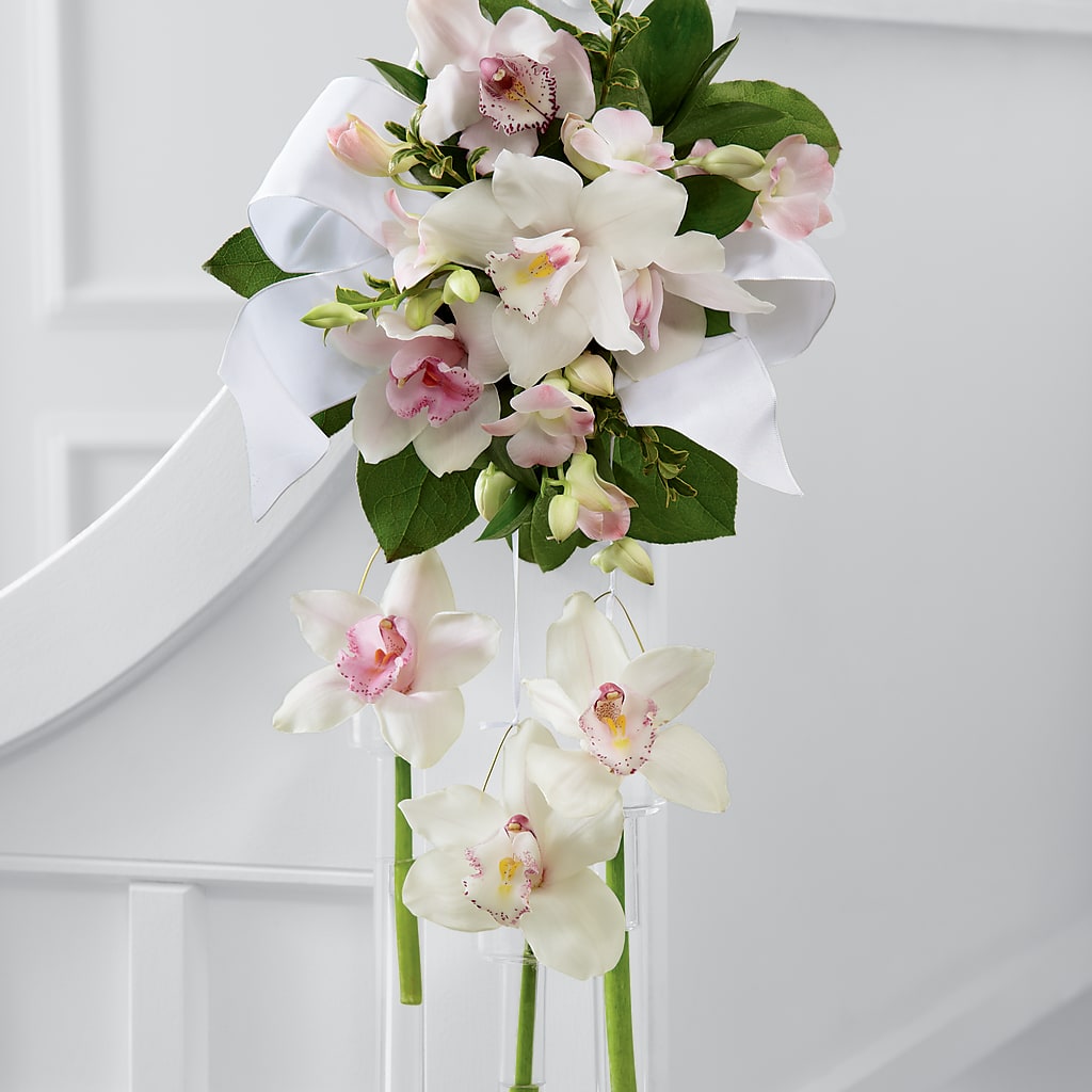 Perfect Entrance Pew Arrangement – Olive Branch Flowers, Chittenango NY