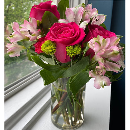 Sweet & Pretty Bouquet –  Olive Branch Flowers, Chittenango NY