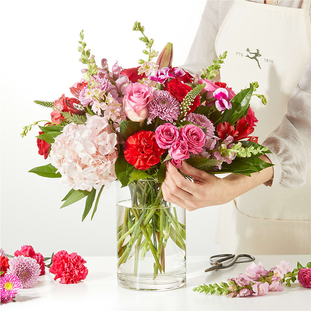 Swooning Over You - A Luxury Florist Original –  Olive Branch Flowers, Chittenango NY