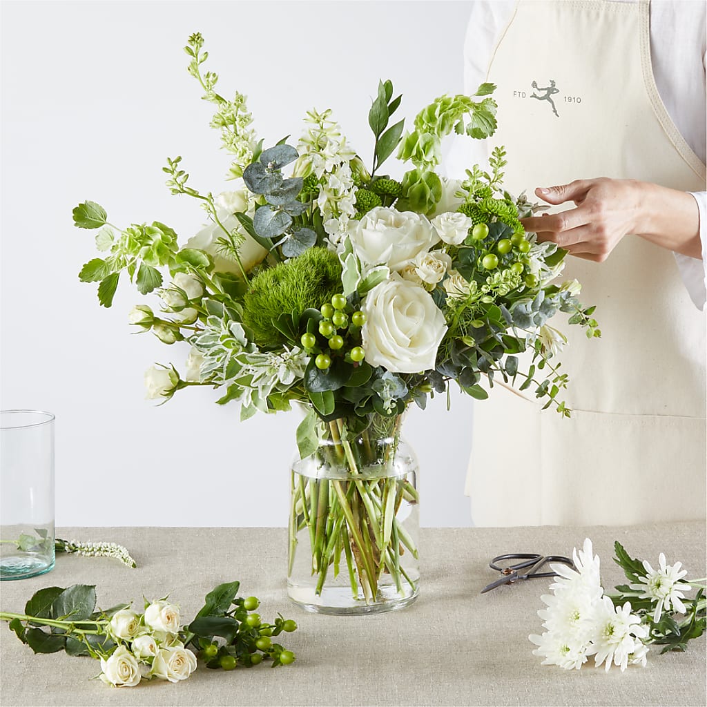 Irish Garden - A Florist Original –  Olive Branch Flowers, Chittenango NY