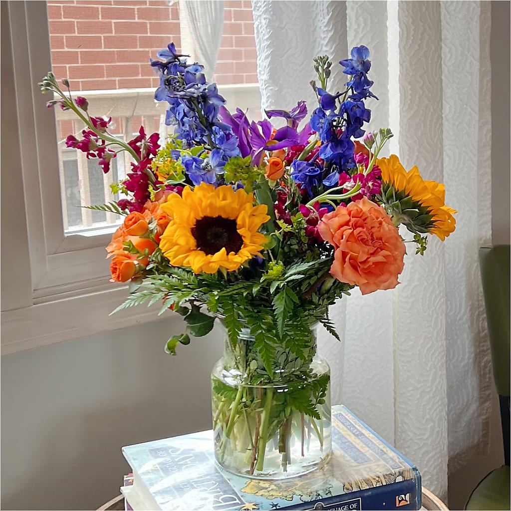 Rays of Life Bouquet –  Olive Branch Flowers, Chittenango NY
