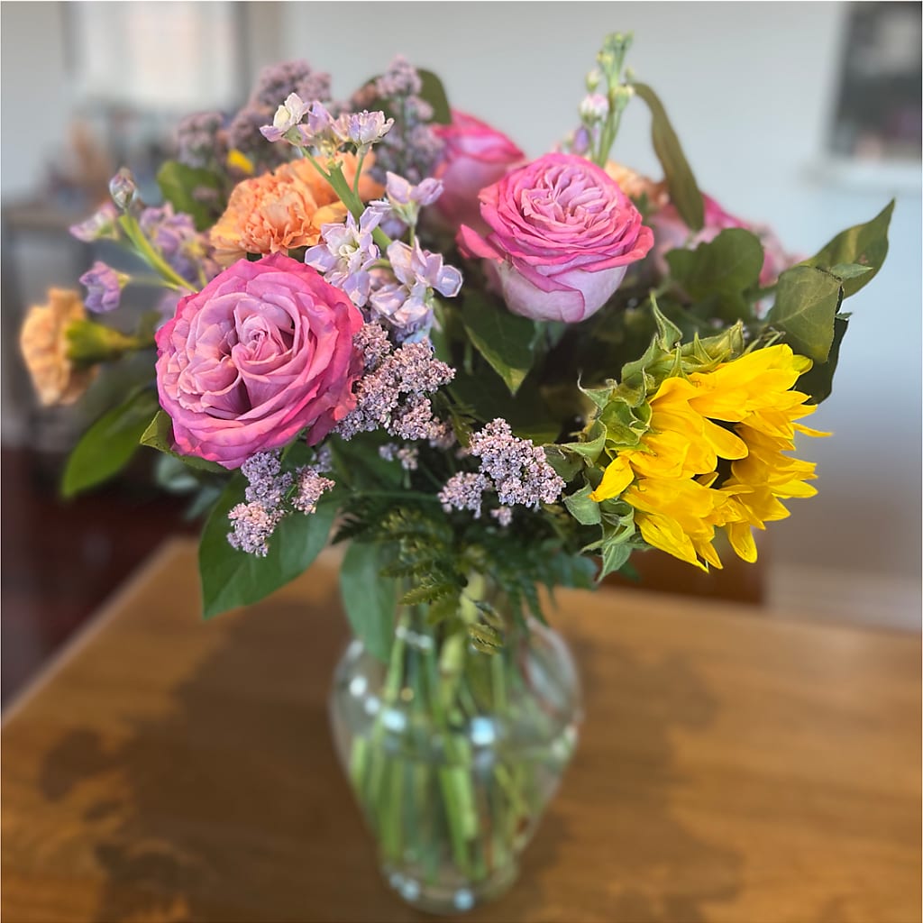 Yellow Brick Road Bouquet –  Olive Branch Flowers, Chittenango NY