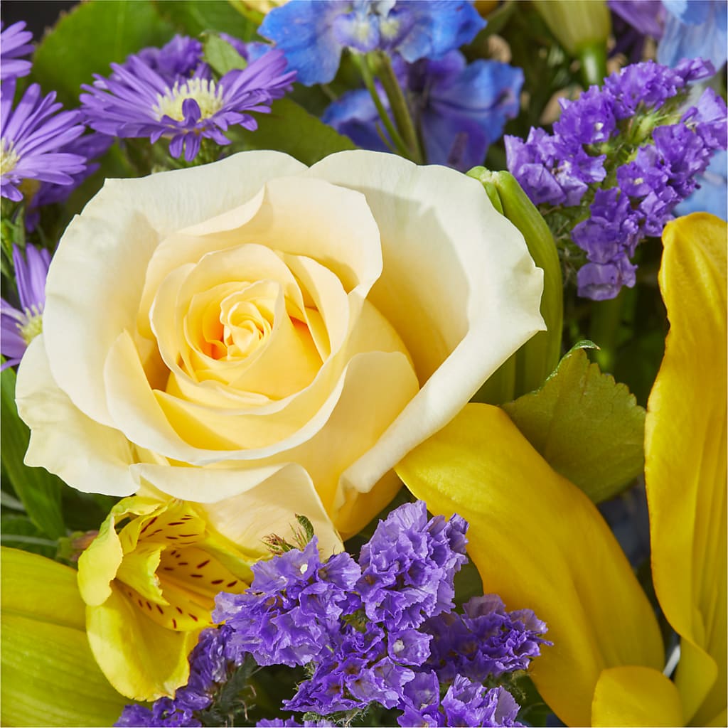 Limoncello Bouquet –  Olive Branch Flowers, Chittenango NY