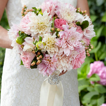 Heart's Promise Bouquet –  Olive Branch Flowers, Chittenango NY