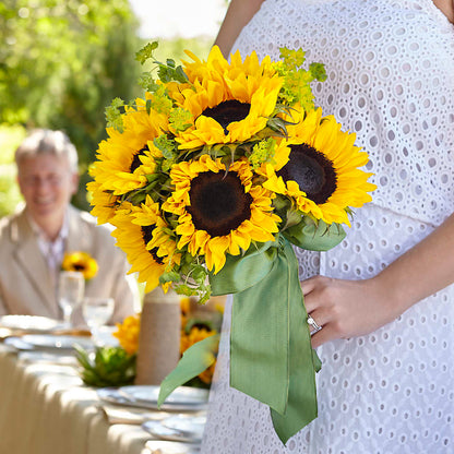 Free Spirit Bouquet –  Olive Branch Flowers, Chittenango NY